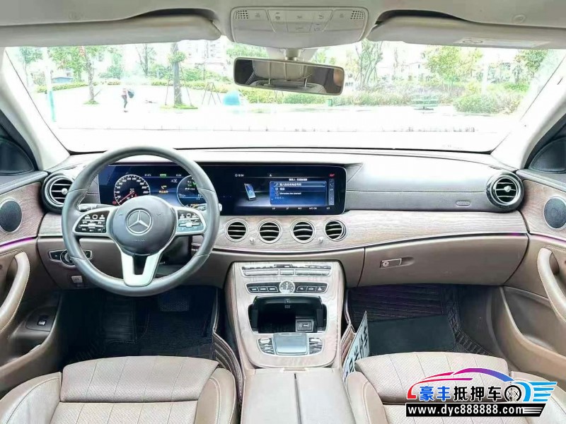 20年奔驰E轿车抵押车出售