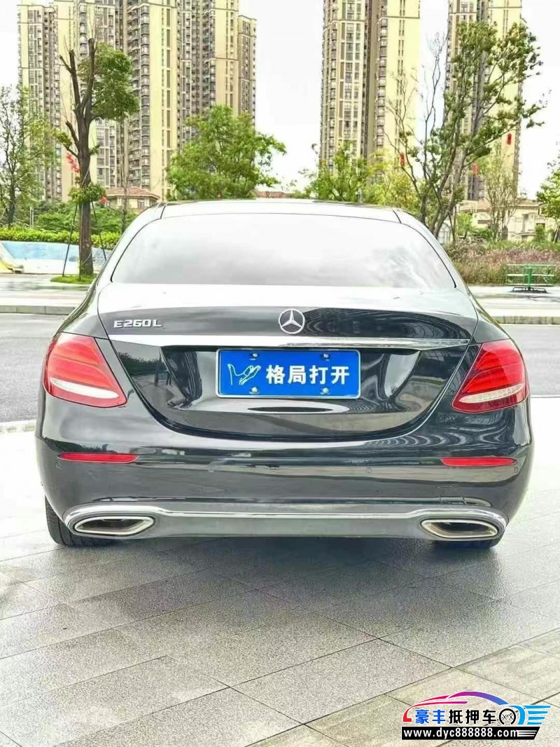 20年奔驰E轿车抵押车出售