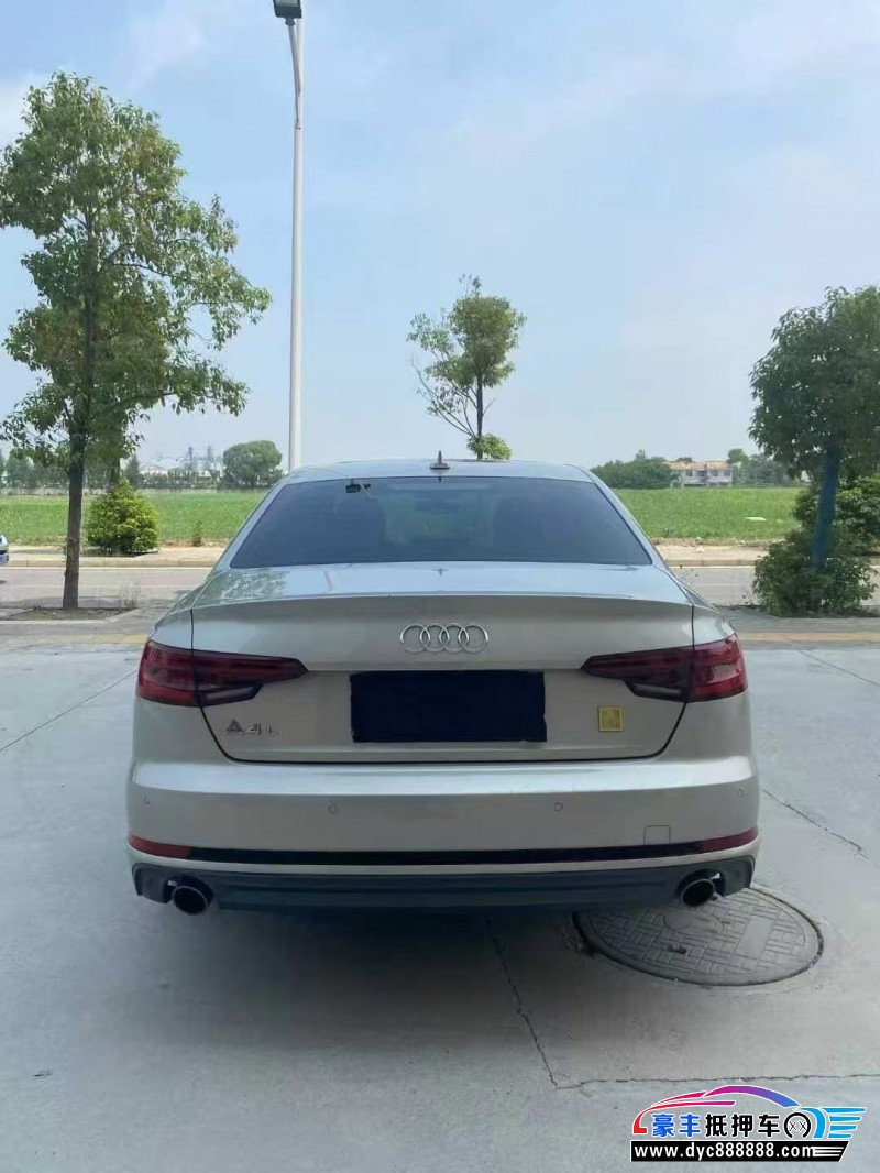 18年奥迪A4L轿车抵押车出售
