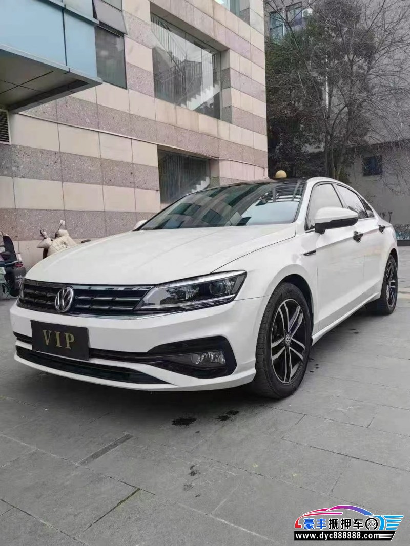 22年大众凌渡轿车抵押车出售