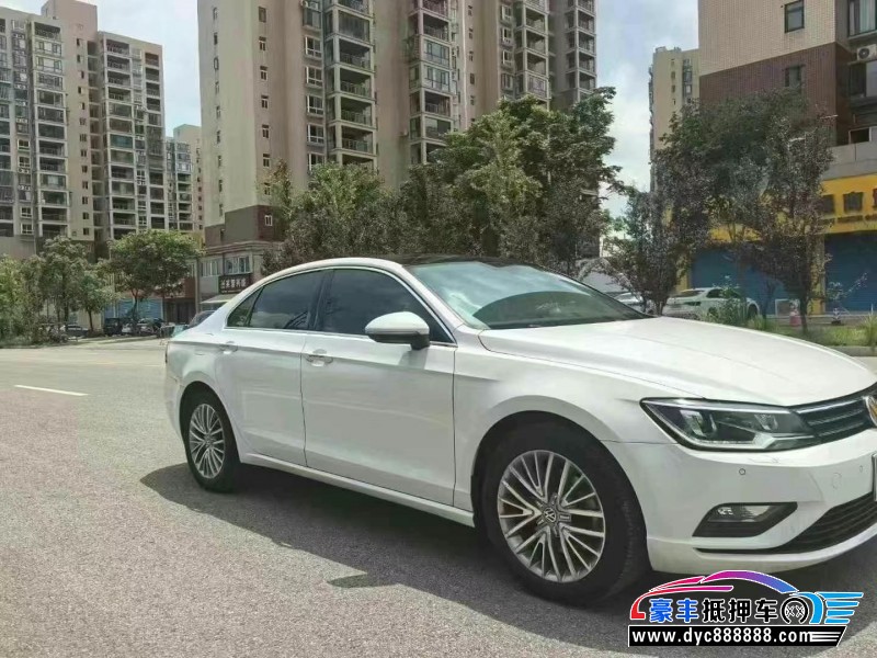 15年大众凌渡轿车抵押车出售