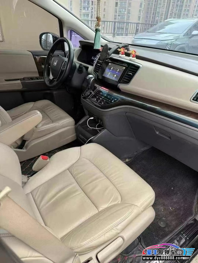 15年本田奥德赛轿车抵押车出售