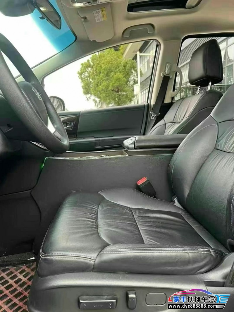 21年本田奥德赛轿车抵押车出售