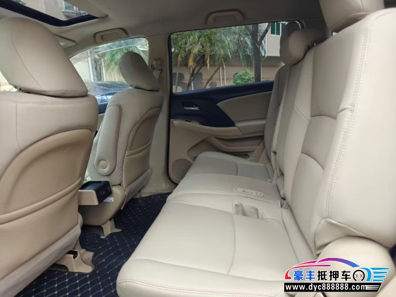 10年本田奥德赛轿车抵押车出售