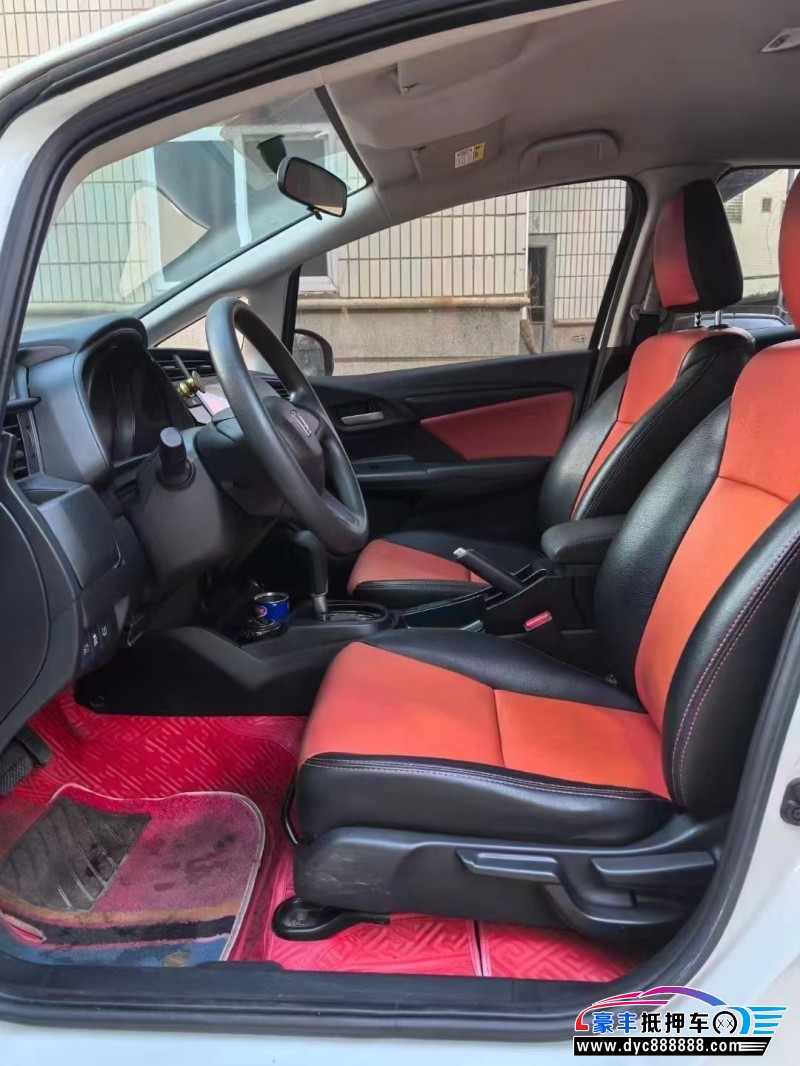 20年本田飞度轿车抵押车出售