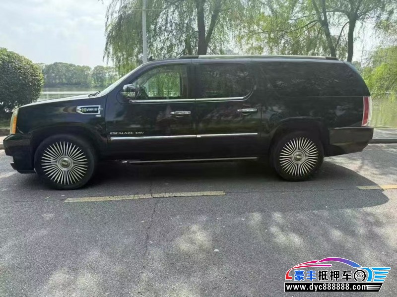 14年凯迪拉克凯雷德轿车抵押车出售