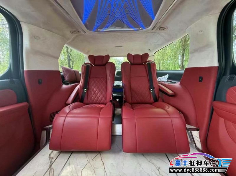 14年凯迪拉克凯雷德轿车抵押车出售