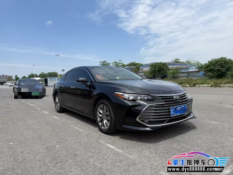 20年丰田亚洲龙轿车抵押车出售