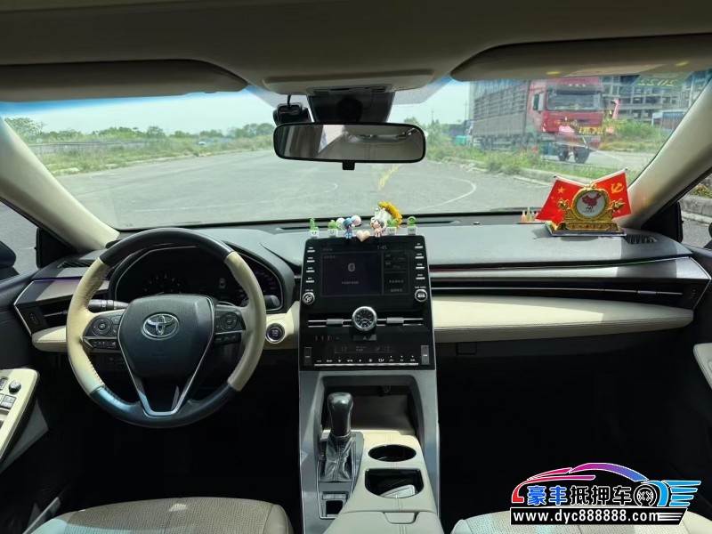 20年丰田亚洲龙轿车抵押车出售