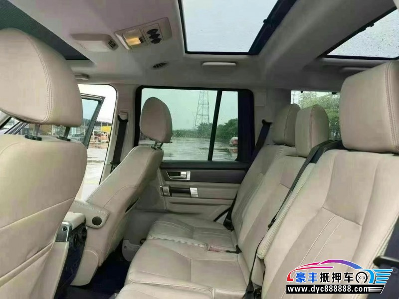 16年路虎发现4轿车抵押车出售