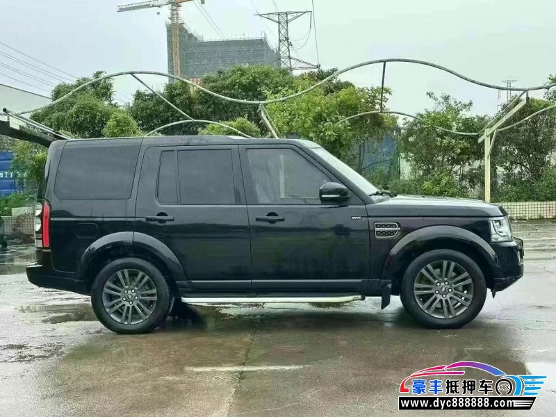 16年路虎发现4轿车抵押车出售