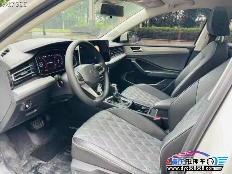 23年大众速腾轿车抵押车出售