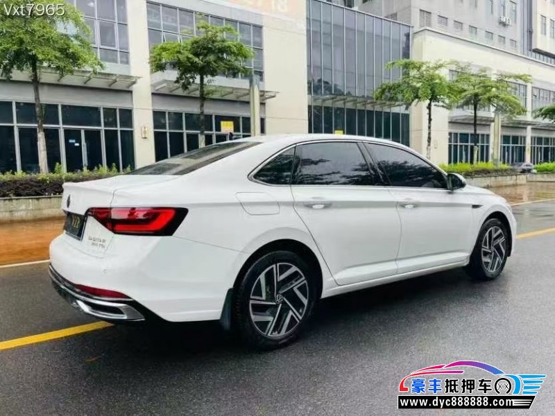 23年大众速腾轿车抵押车出售