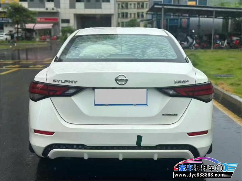 20年日产轩逸轿车抵押车出售