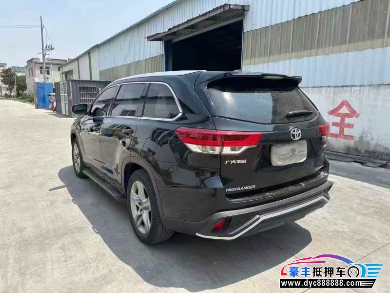 22年丰田汉兰达轿车抵押车出售