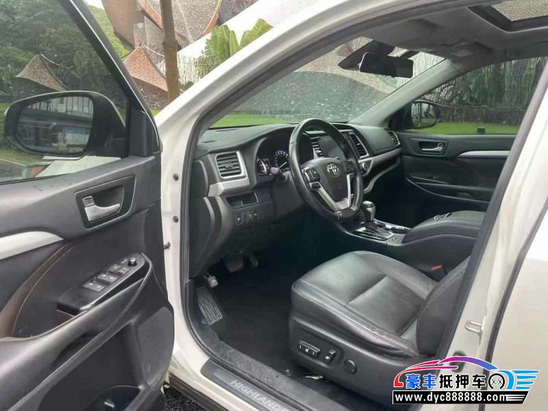 21年丰田汉兰达轿车抵押车出售