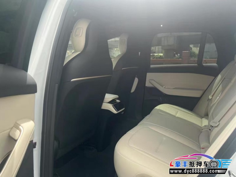 24年蔚来ES6轿车抵押车出售