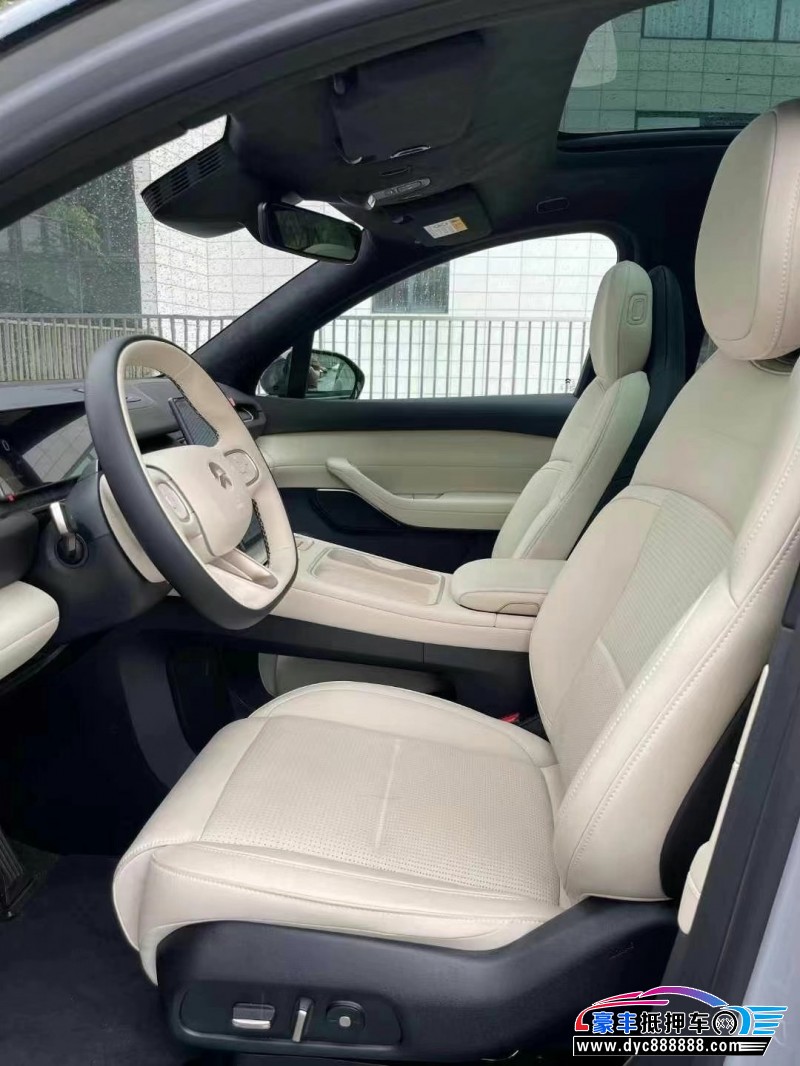 24年蔚来ES6轿车抵押车出售