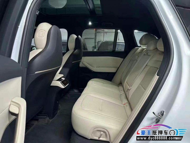 24年蔚来ES6轿车抵押车出售