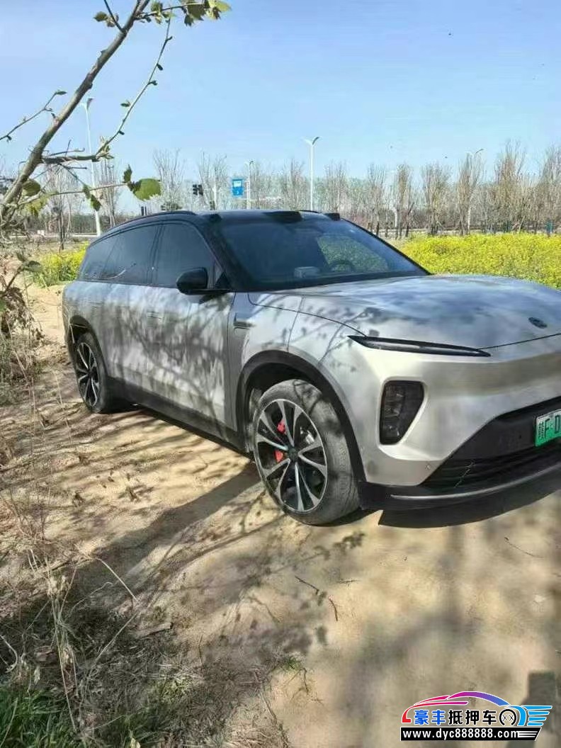 22年蔚来ES8轿车抵押车出售