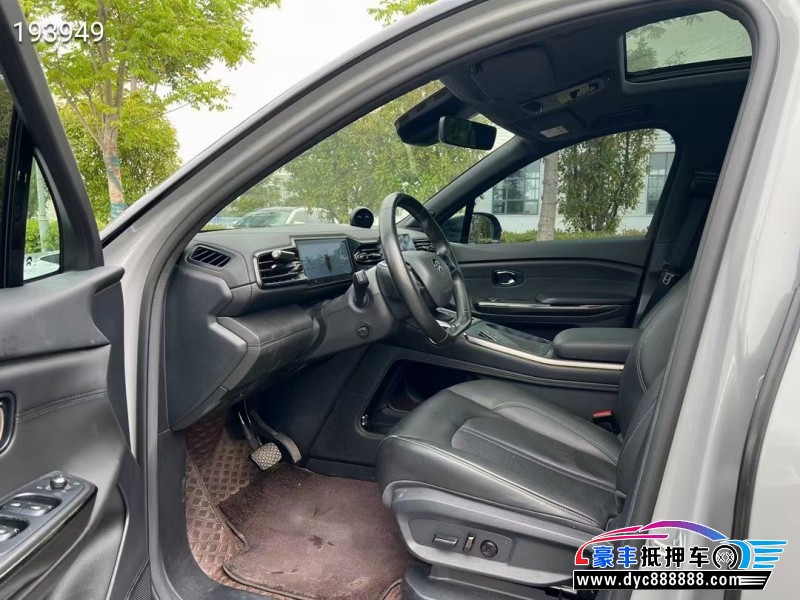 22年蔚来ES6轿车抵押车出售