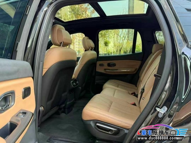 21年蔚来ES8轿车抵押车出售