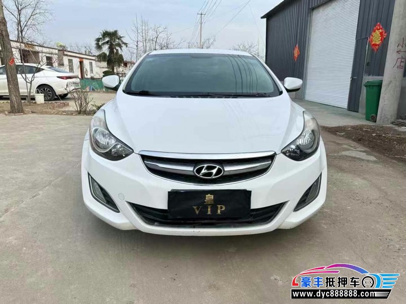 抵押车出售16年现代朗动轿车