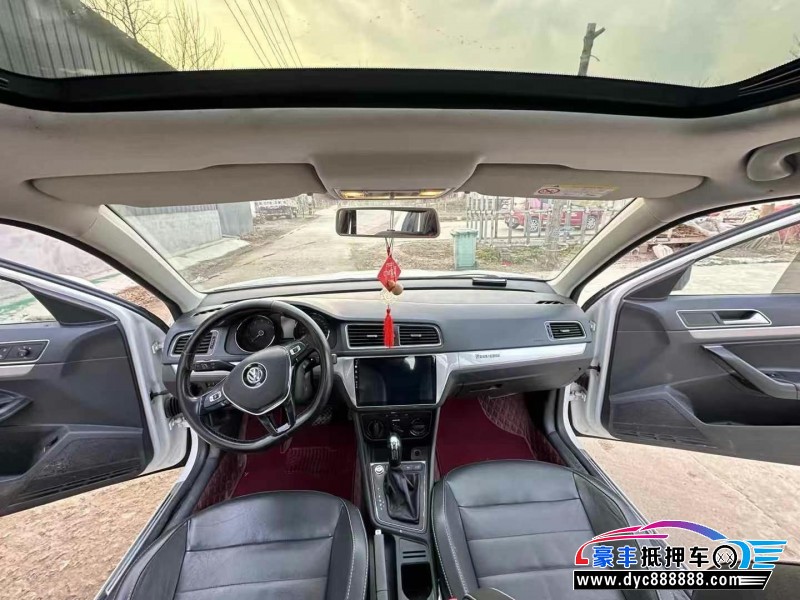 18年大众朗逸轿车抵押车出售