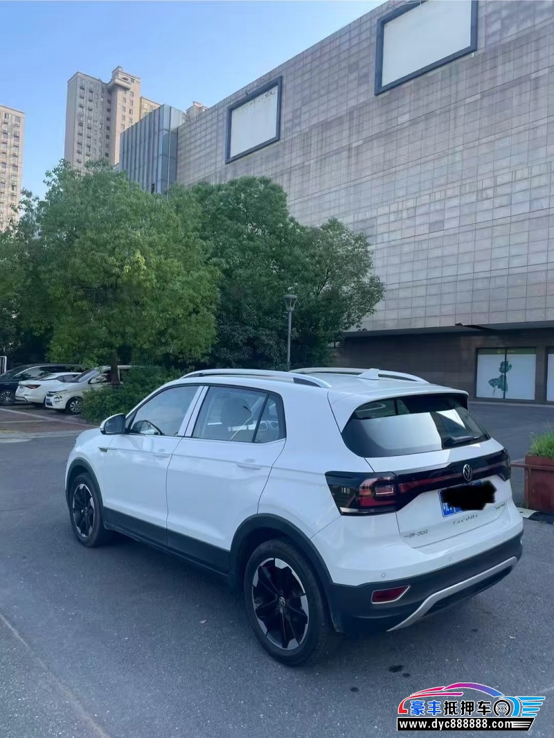 25年大众探影轿车抵押车出售