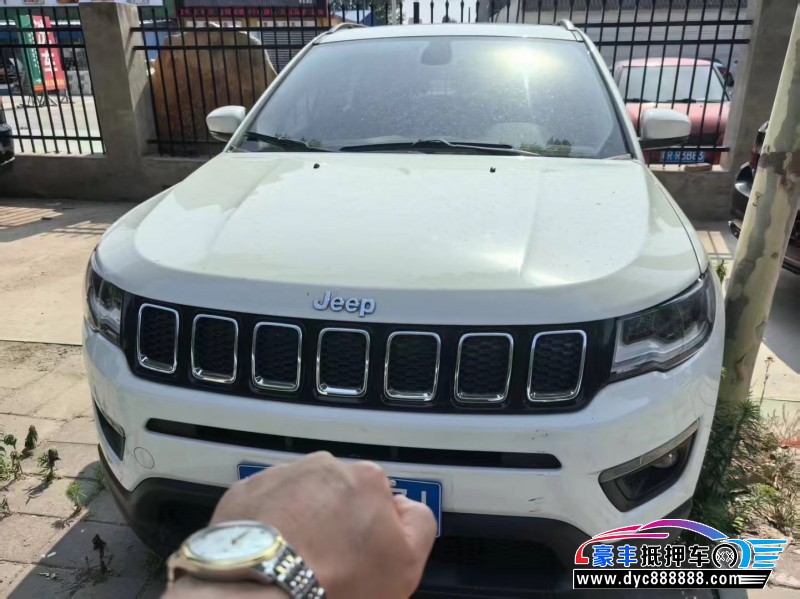 18年Jeep指南者轿车抵押车出售