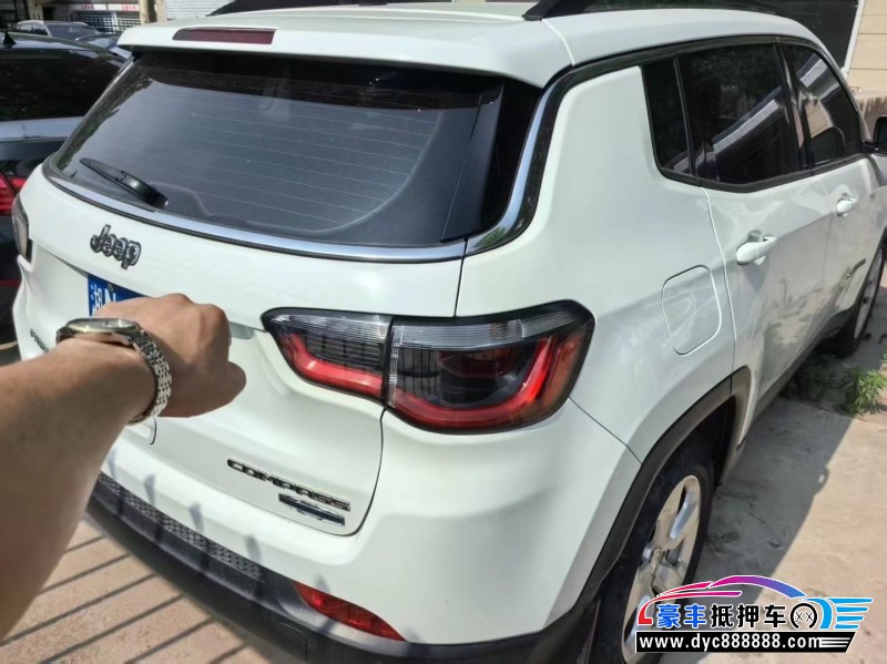 18年Jeep指南者轿车抵押车出售