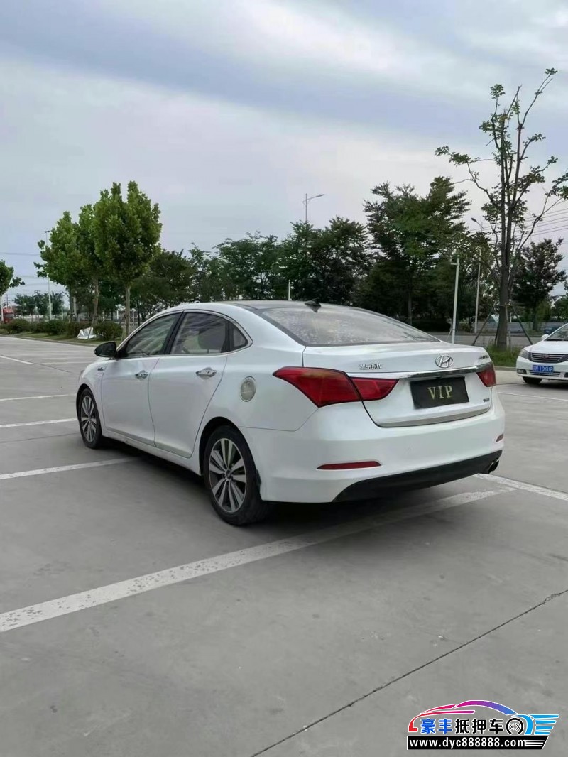 17年现代名图轿车抵押车出售