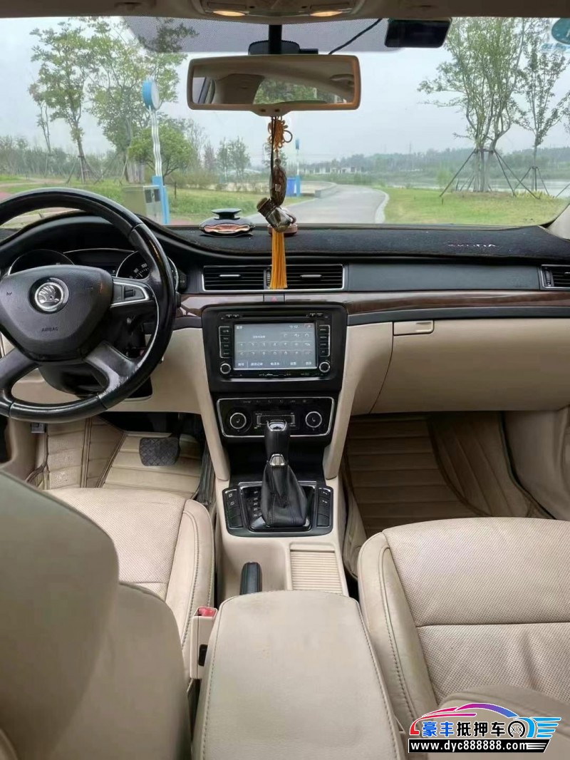 14年斯柯达昊锐轿车抵押车出售