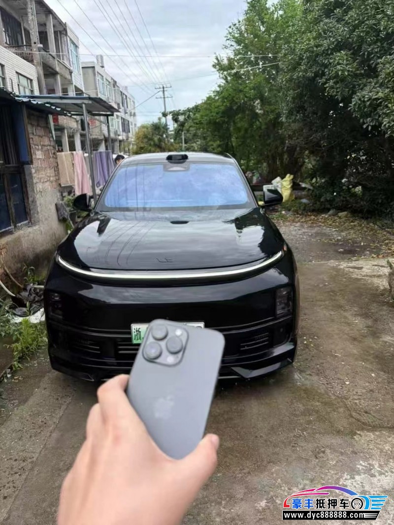 23年理想L7轿车抵押车出售