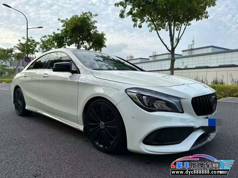 18年奔驰CLA轿车抵押车出售