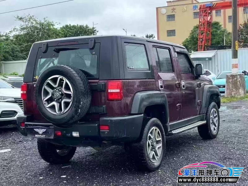 16年北京BJ40轿车抵押车出售