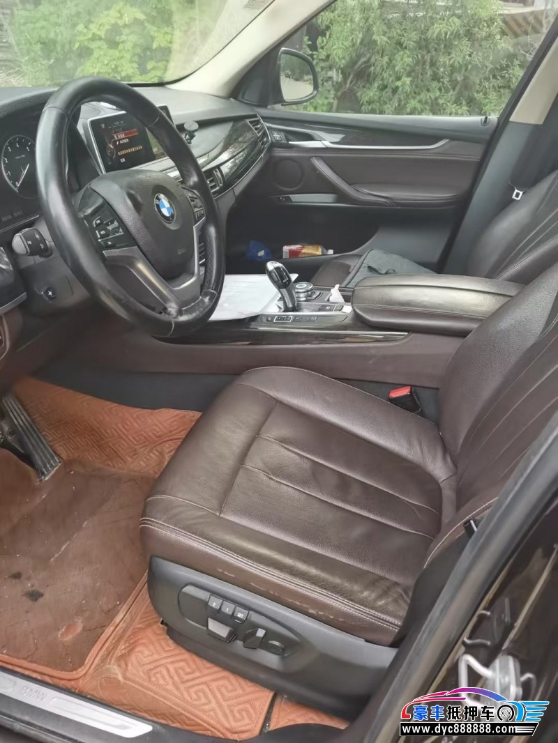 16年宝马X5轿车抵押车出售