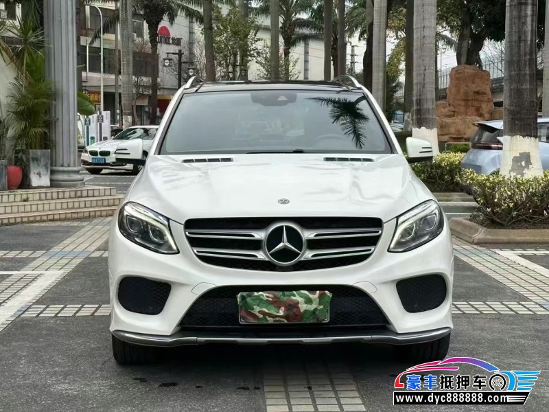 17年奔驰GLE轿车抵押车出售