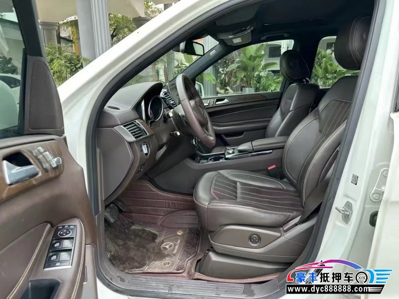 17年奔驰GLE轿车抵押车出售