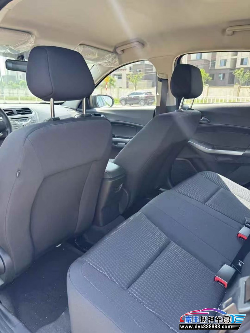 21年福特福睿斯轿车抵押车出售