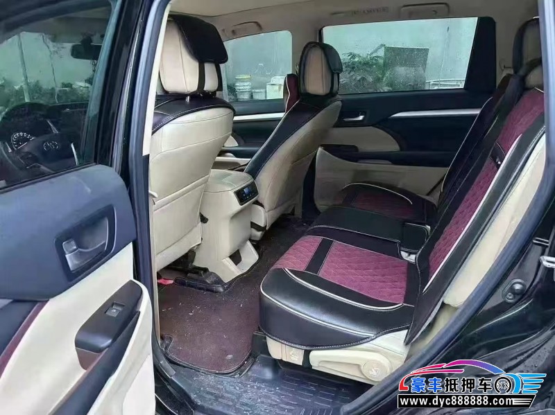 17年丰田汉兰达轿车抵押车出售