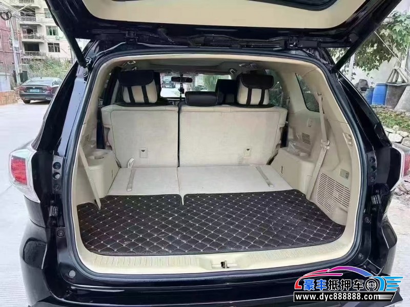 17年丰田汉兰达轿车抵押车出售