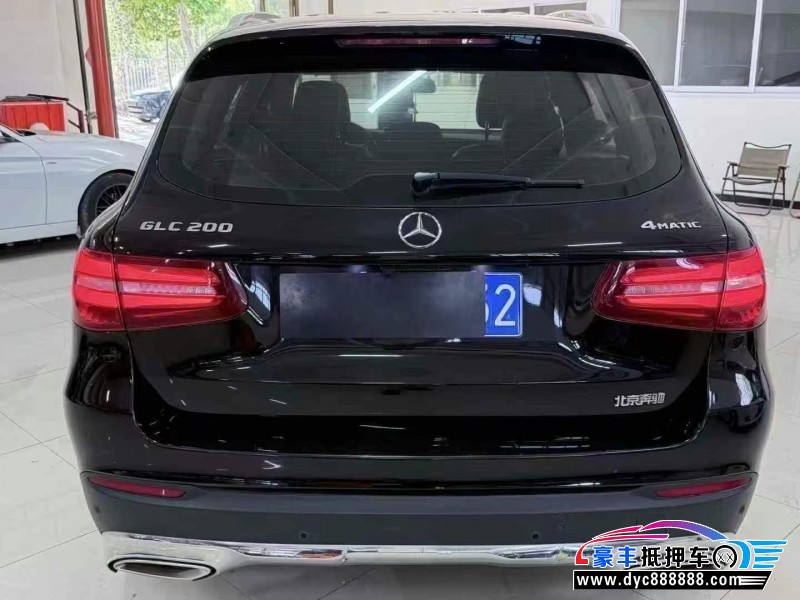18年奔驰GLC轿车抵押车出售