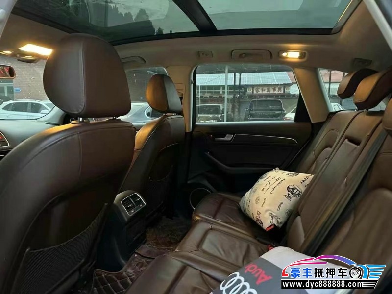 13年奥迪Q5轿车抵押车出售