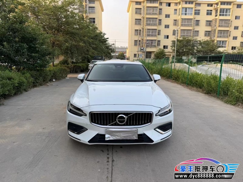23年沃尔沃S60L轿车抵押车出售