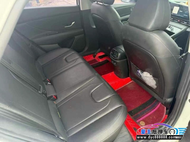 23年现代伊兰特轿车抵押车出售