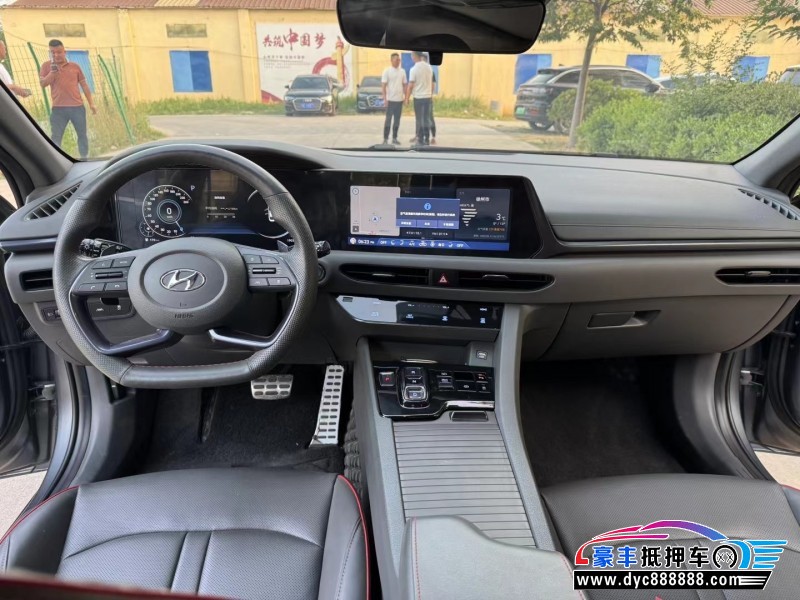 23年现代索纳塔轿车抵押车出售