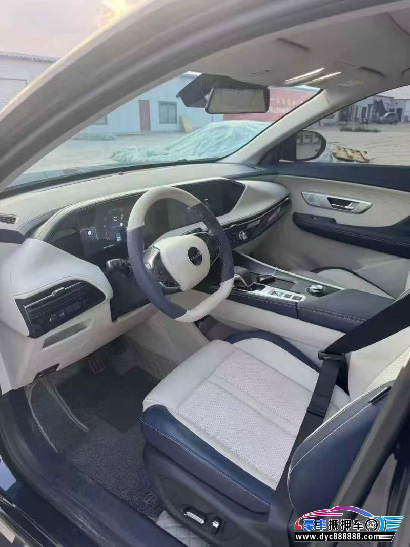 23年东风风神皓极轿车抵押车出售