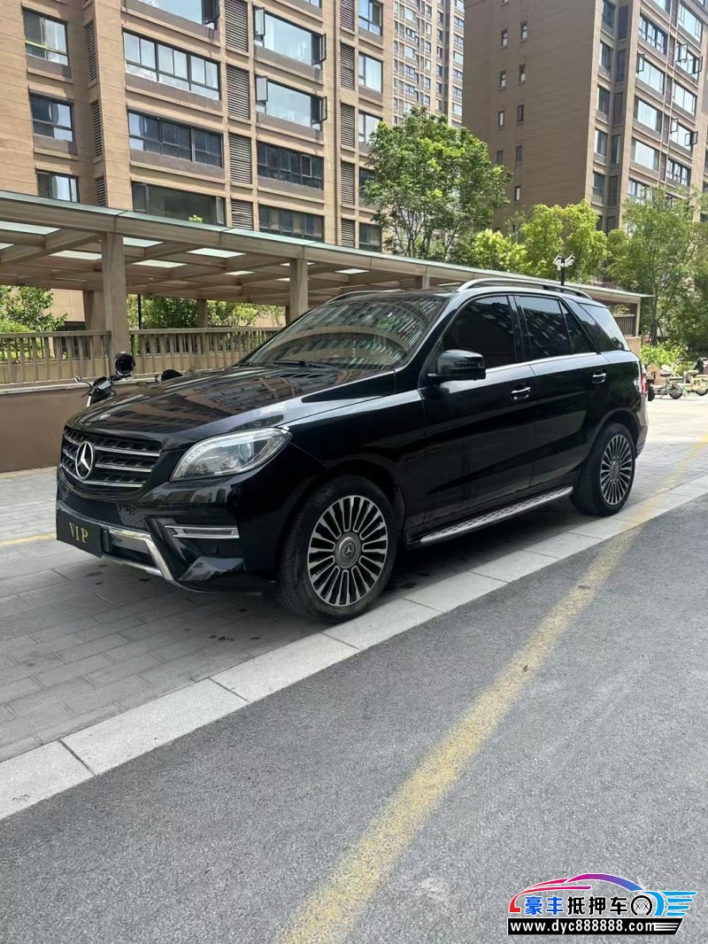 15年奔驰ML轿车抵押车出售