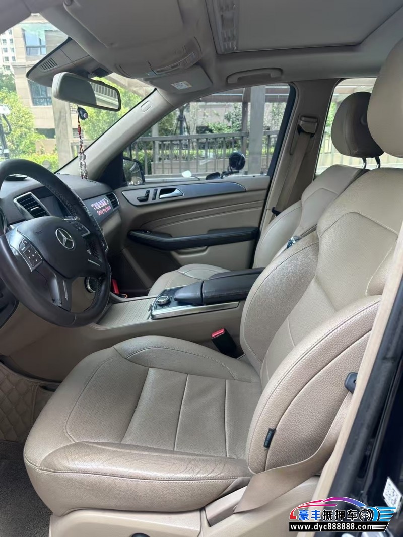 15年奔驰ML轿车抵押车出售